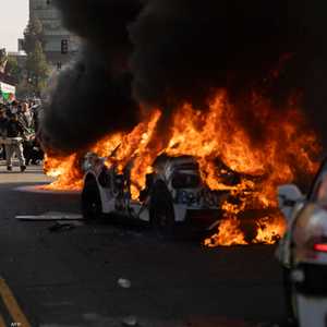 حرب شوارع في لوس أنجلوس