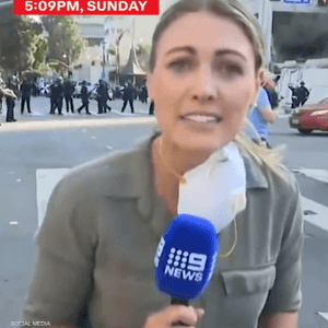 مذيعة محطة "نيوز 9" الأسترالية أصيبت برصاصة من مسافة قريبة