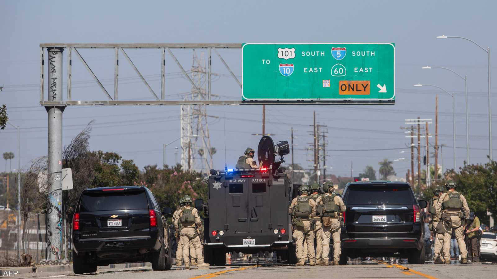الحرس الوطني يغلق طرقا رئيسية في لوس أنجلوس