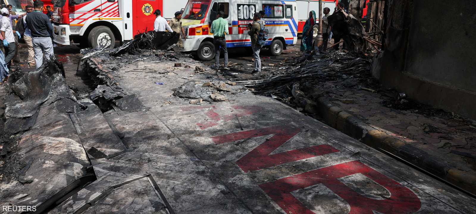 حطام طائرة بوينج 787 دريملاينر في الموقع