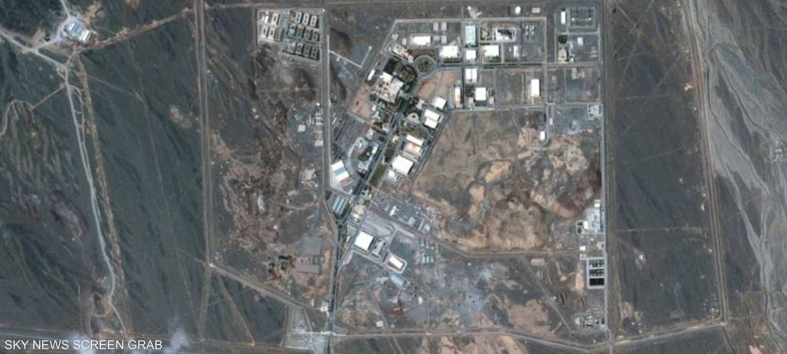 صورة من الأقمار الصناعية لموقع "نطنز"