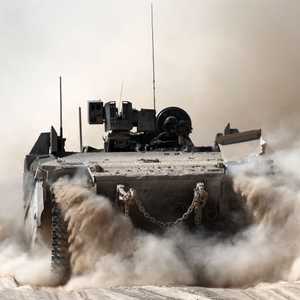 ناقلة جنود مدرعة تابعة للجيش الإسرائيلي