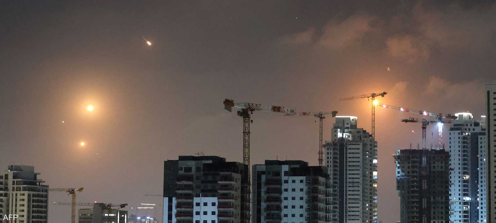 تشير التقديرات إلى أن طهران تحتفظ بمئات الصواريخ