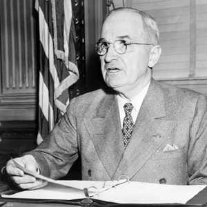 الرئيس الأميركي الأسبق هاري ترومان