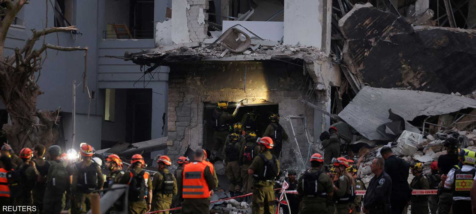 أطلقت إيران نحو 400 صاروخ باتجاه إسرائيل