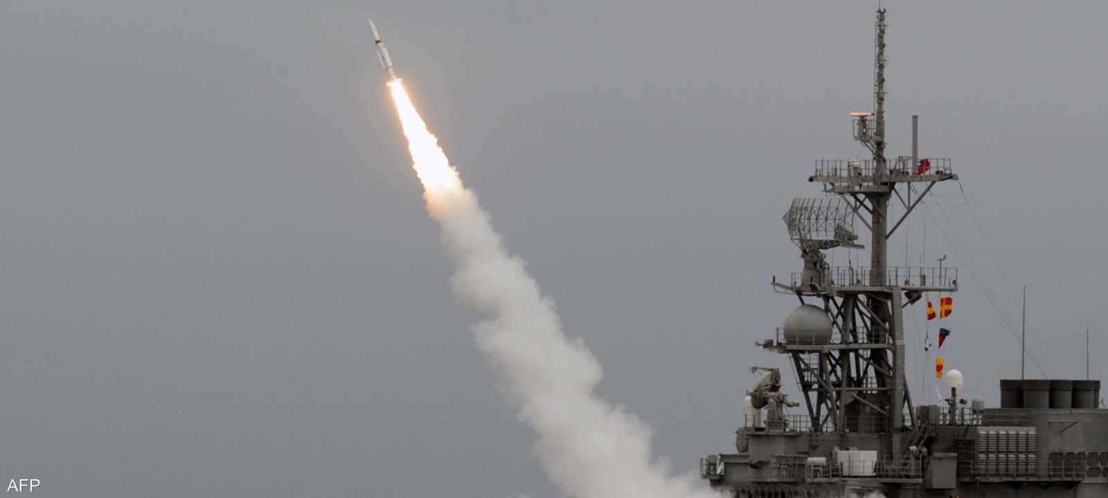 صاروخ سطح جو يمكن إطلاقه من اليابسة أو من البحر