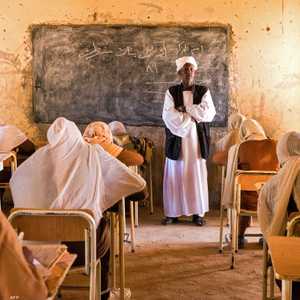 انقطع الطلاب عن المدارس لأكثر من عامين بسبب الحرب