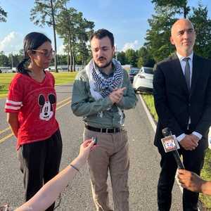 خليل لحظة الإفراج عنه