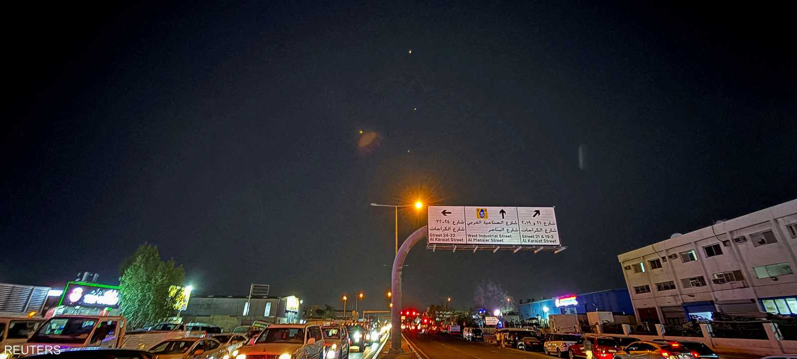 إيران تستهدف قاعدة العديد في قطر