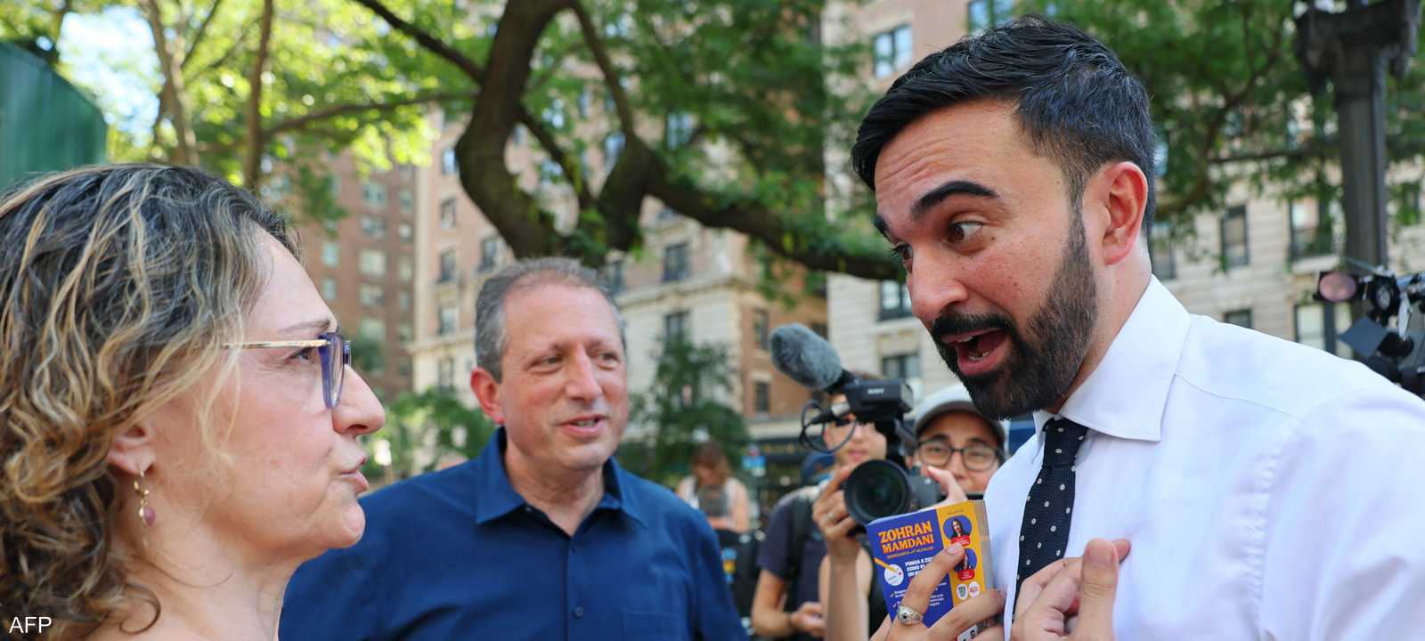 ظهران ممداني محاورا سكان نيويورك