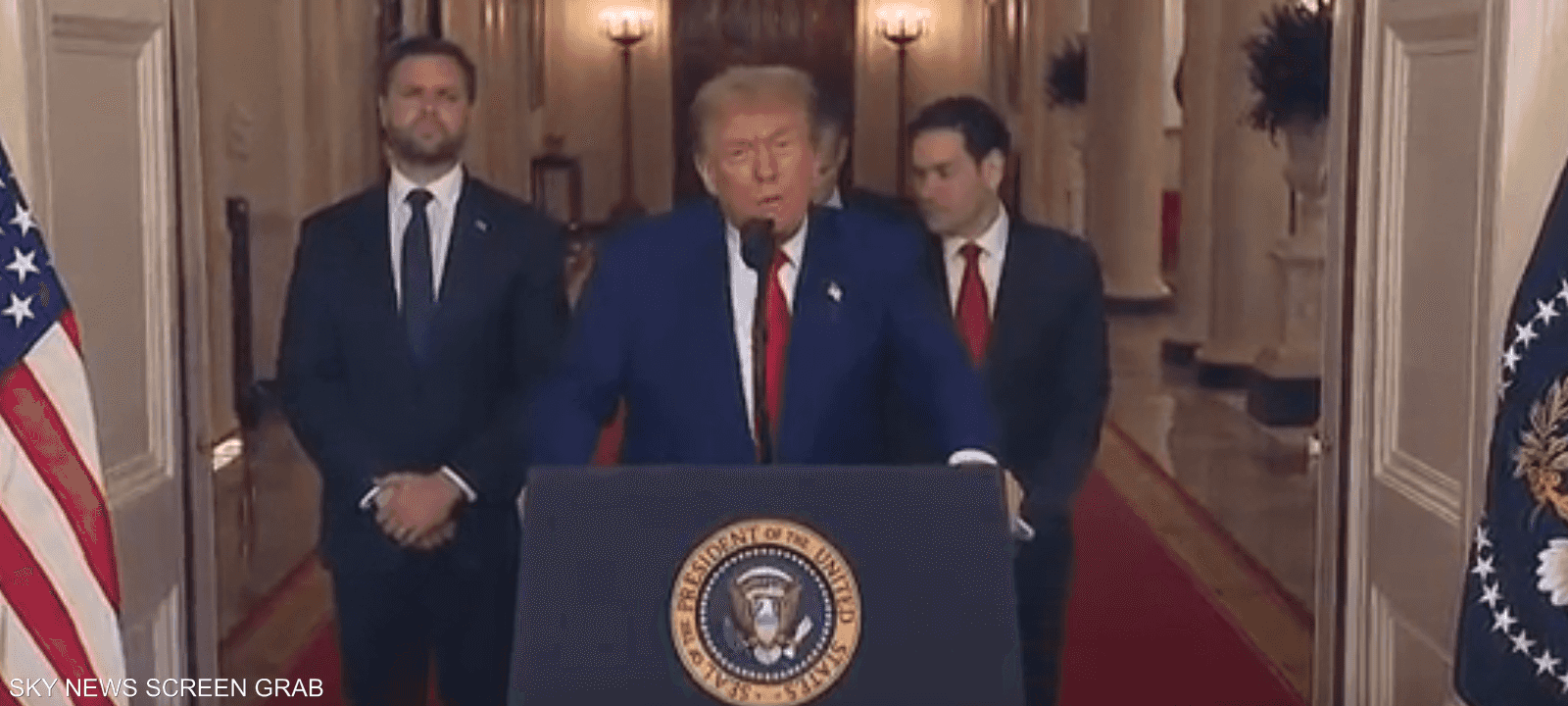 ترامب يحذر إيران من استئناف التخصيب ويدعوها للتفاوض