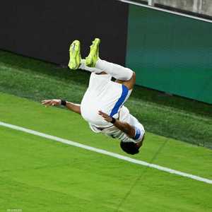 الدوسري احتفل بطريقته المعهودة