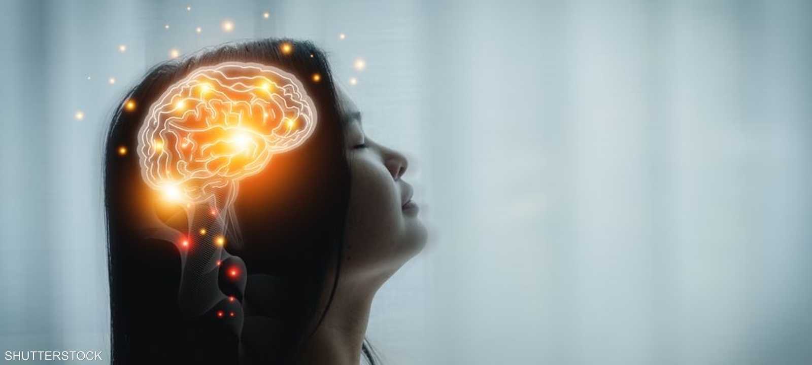 علماء يحاولون تفسير سر الضوء الذي يشع من العقل.. أرشيفية