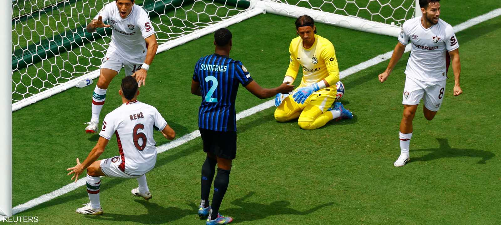 فلوميننسي سجل هدفا في كل شوط