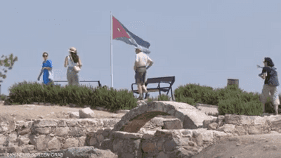 الأردن يخفف إجراءاته لمساعدة القطاع السياحي