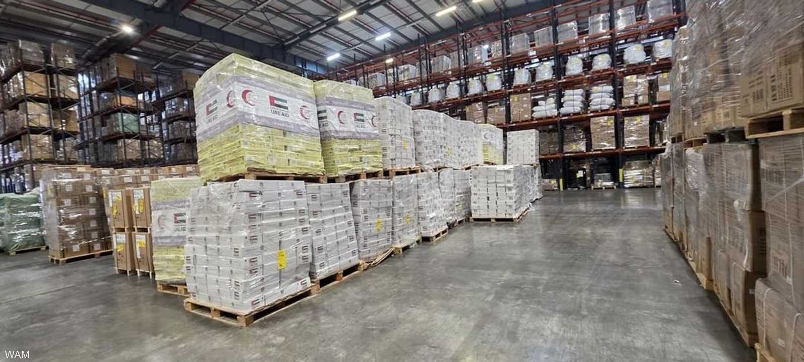 سفينة إماراتية جديدة تحمل 2500 طن من المساعدات