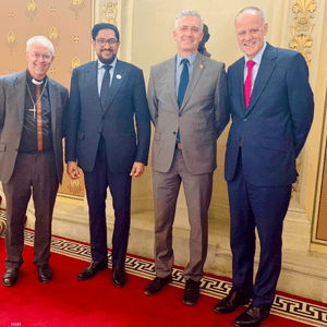 الشيخ المحفوظ بن بيه أجرى لقاءات رفيعة المستوى في لندن