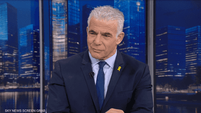 لابيد يتحدث عن غزة وحماس.. ويكشف شروط الاتفاق مع إيران