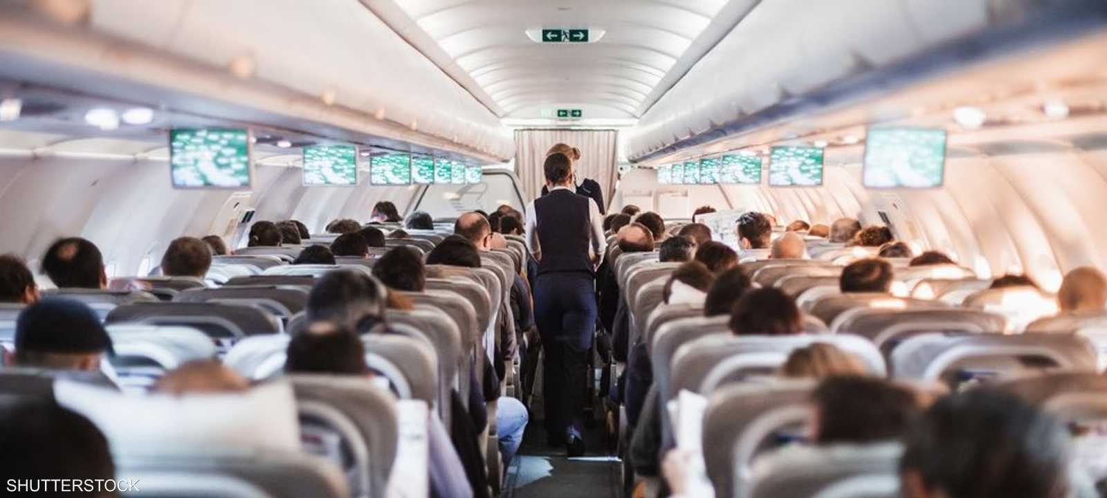 الطائرات بيئة خصبة للجراثيم.. أرشيفية