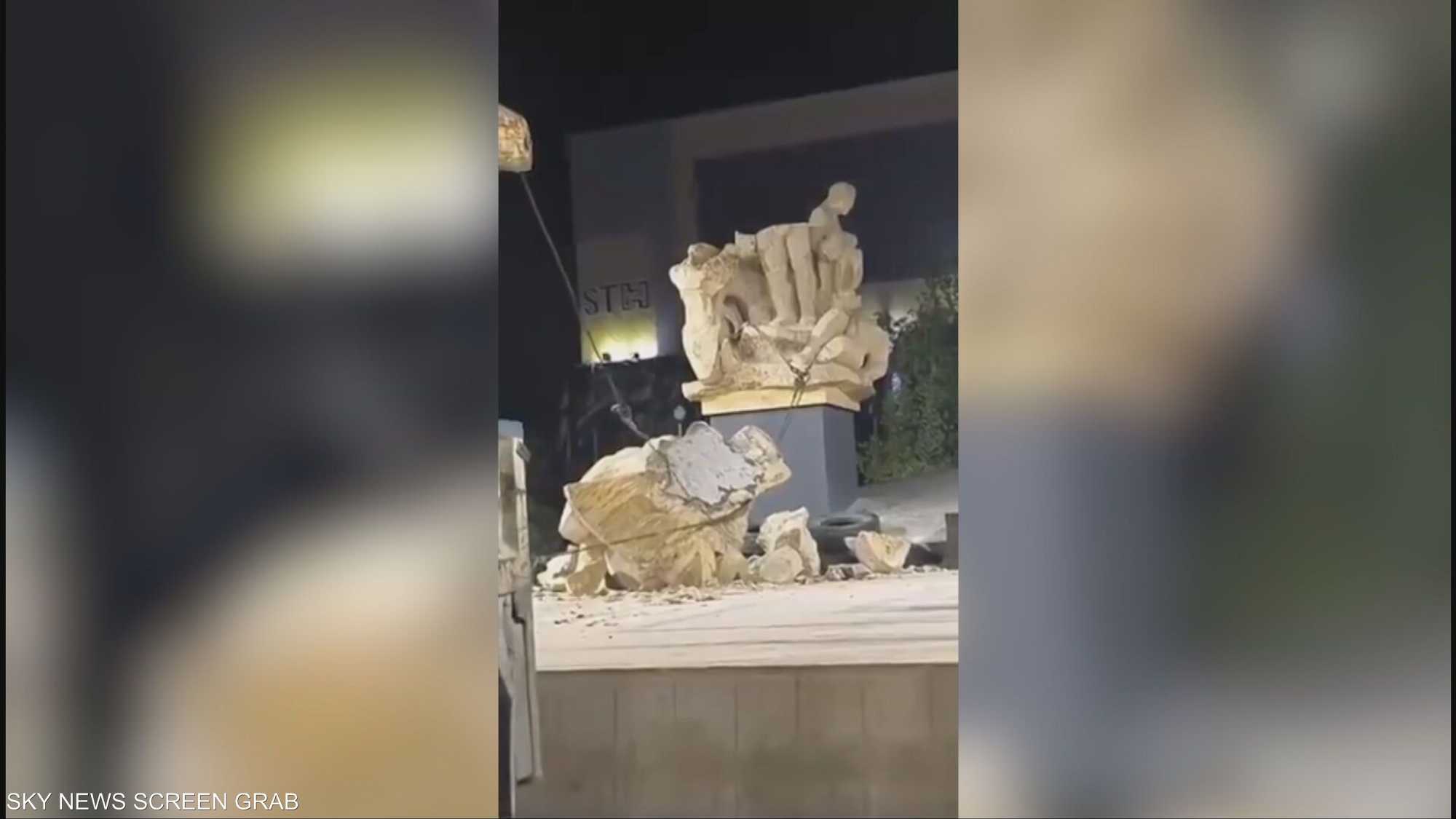 "تمثال الشهداء" في حلب يثير الجدل.. حادث أم تحطيم متعمد؟