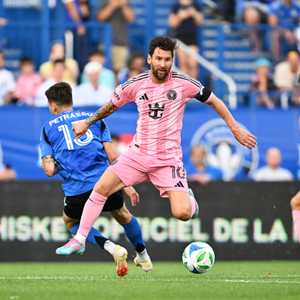 ميسي أمام مونتريال