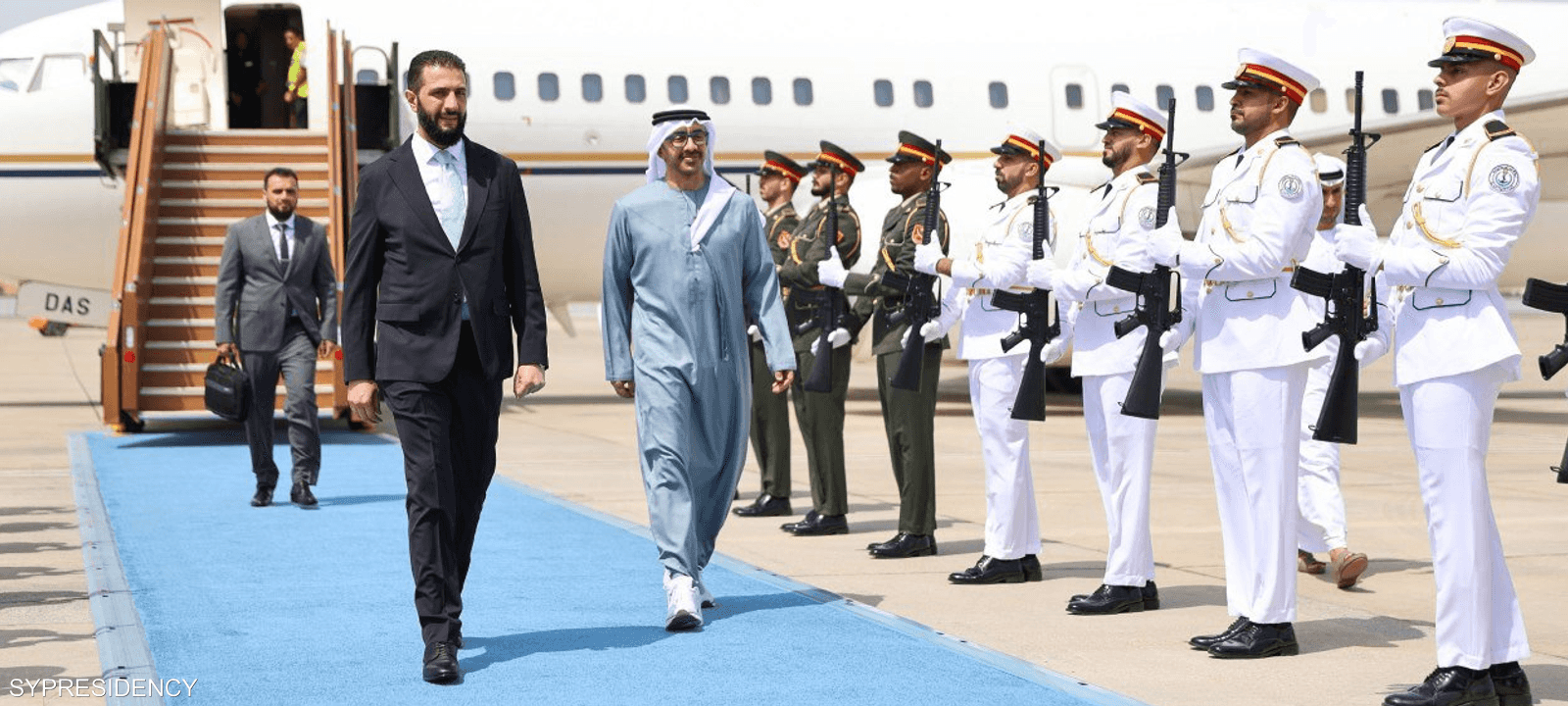 الرئيس السوري يصل دولة الإمارات في زيارة رسمية