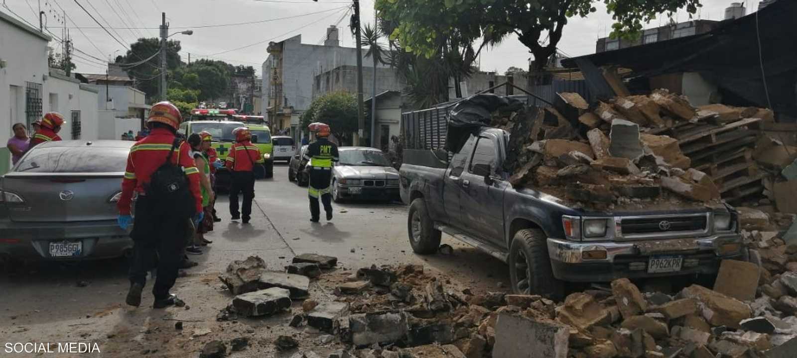 الزلازل خلفت خسائر بشرية ومادية