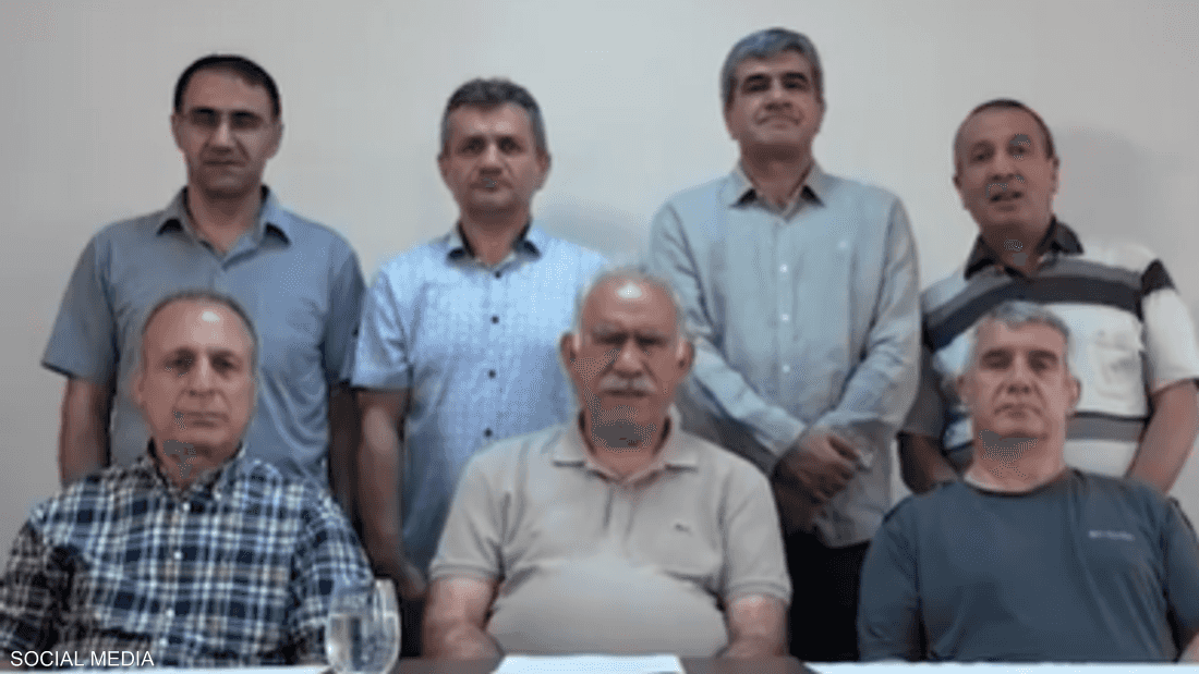 يقبع أوجلان في السجن منذ عام 1999