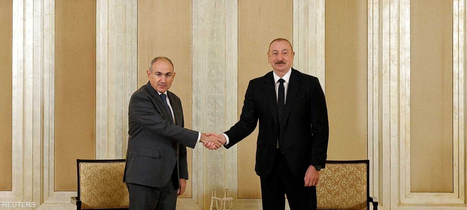 رئيس أذربيجان ورئيس وزراء أرمينيا يلتقيان في أبوظبي