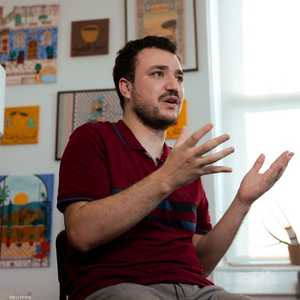 خليل اعتقل لأكثر من 100 يوم