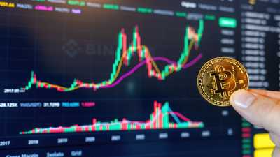 العملات المشفرة - بتكوين