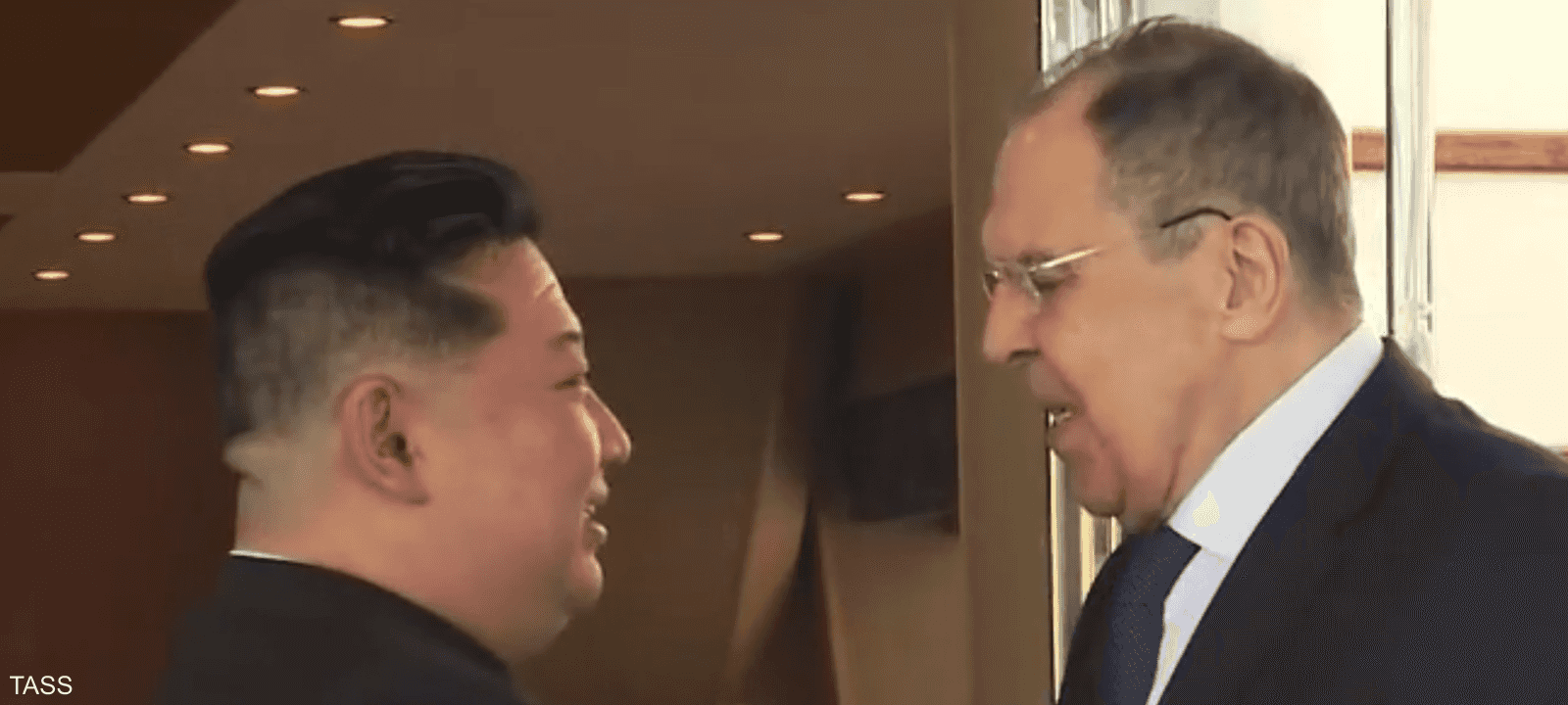 كيم يستقبل لافروف