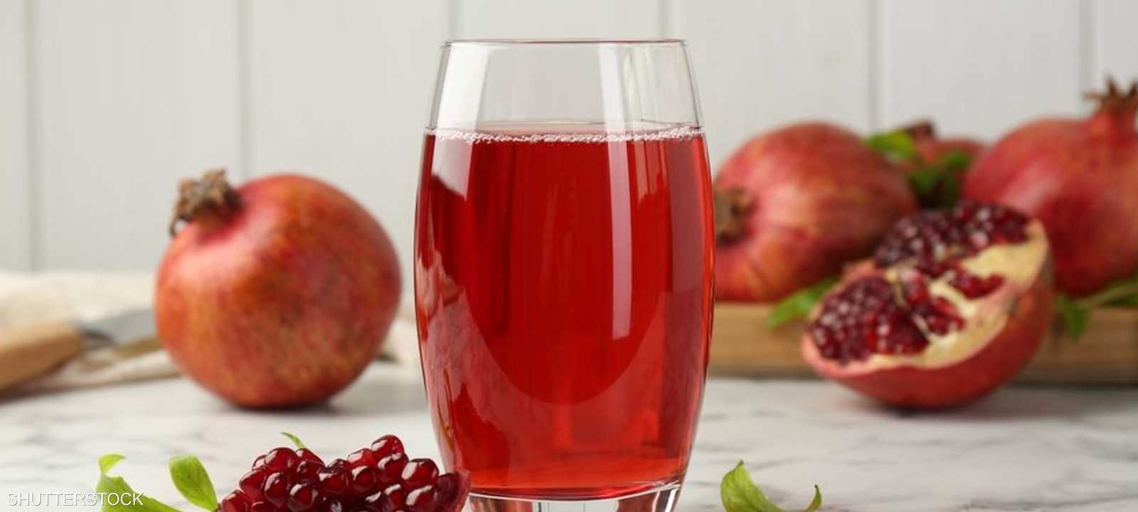 يُعتقد أن التأثير يعود إلى مضادات الأكسدة الموجودة في الرمان