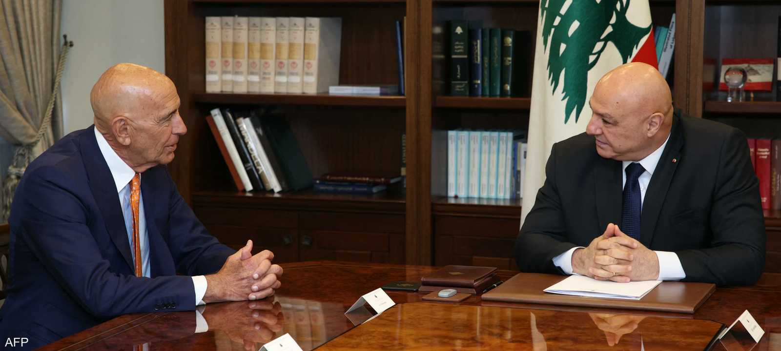 باراك أكد على ضرورة نزع سلاح حزب الله