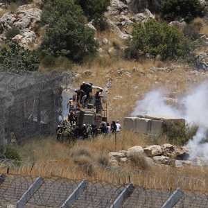 استخدمت القوات الإسرائيلية الغاز المسيل للدموع لتفريق الحشود