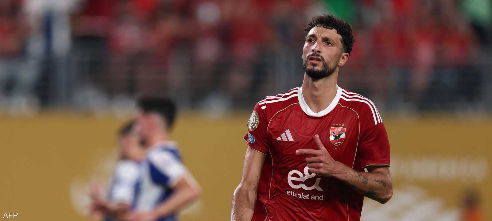 مهاجم النادي الأهلي وسام أبو علي