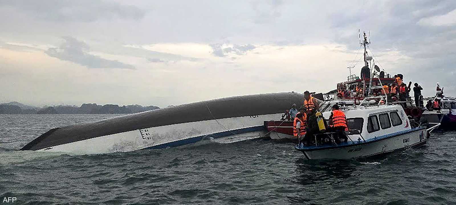 القارب السياحي الذي غرق قرب سواحل فيتنام