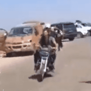 اقتحمت العشائر البدوية قرية عريقة لتحرير الأسرى