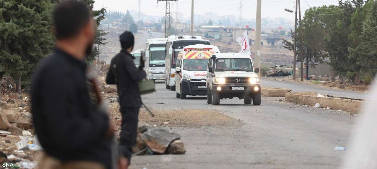 سيارات إسعاف تنقل المصابين من السويداء