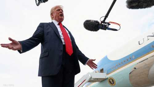 ترامب يوقع قانون العملات المستقرة