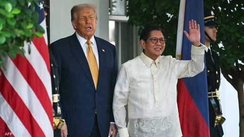 الرئيس الأمريكي دونالد ترامب يرحب بالرئيس الفلبيني فرديناند