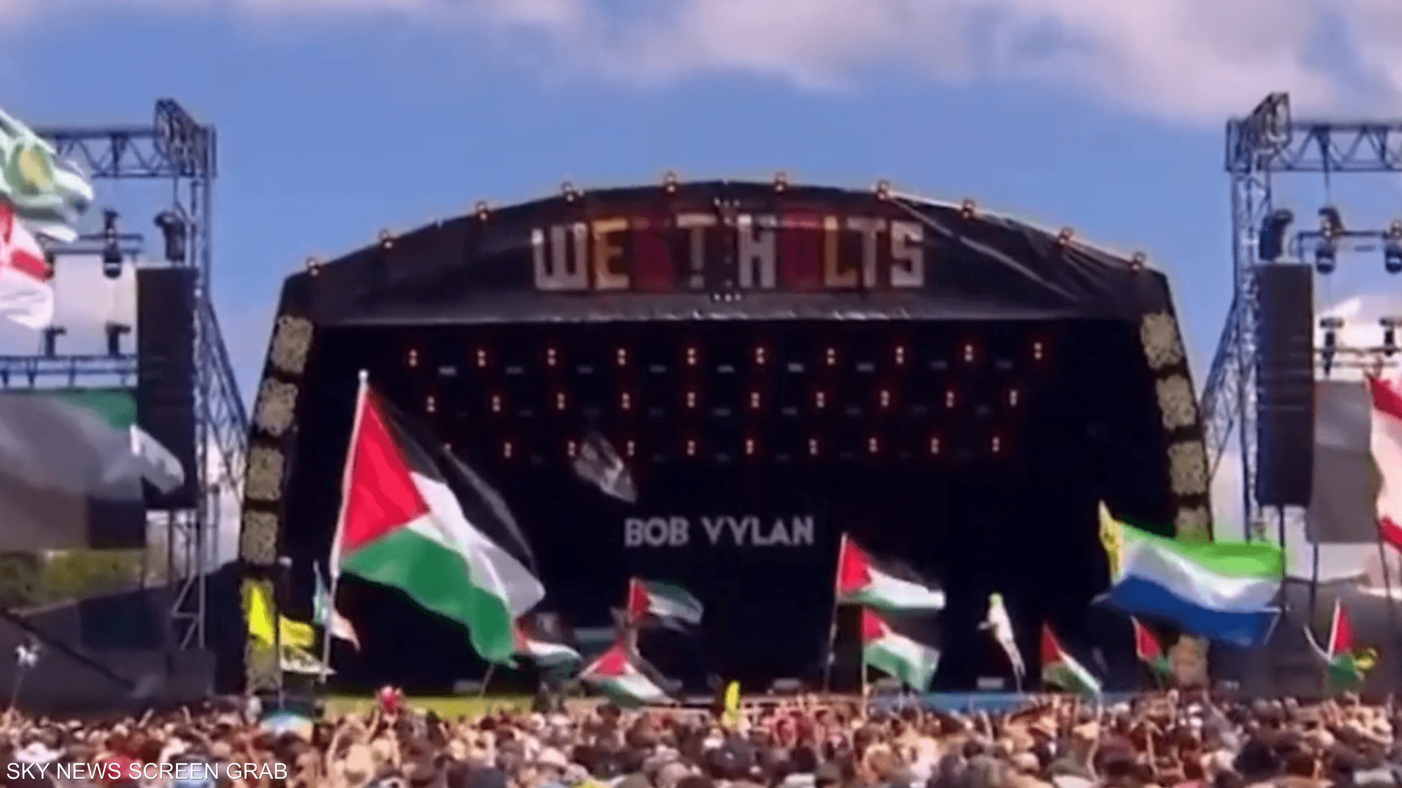 مهرجانات موسيقية ضخمة تتحول لتجمع داعم لفلسطين