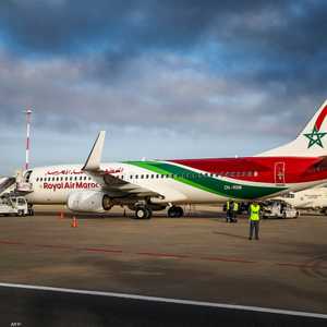 طائرة تابعة للخطوط المغربية في مطار سلا