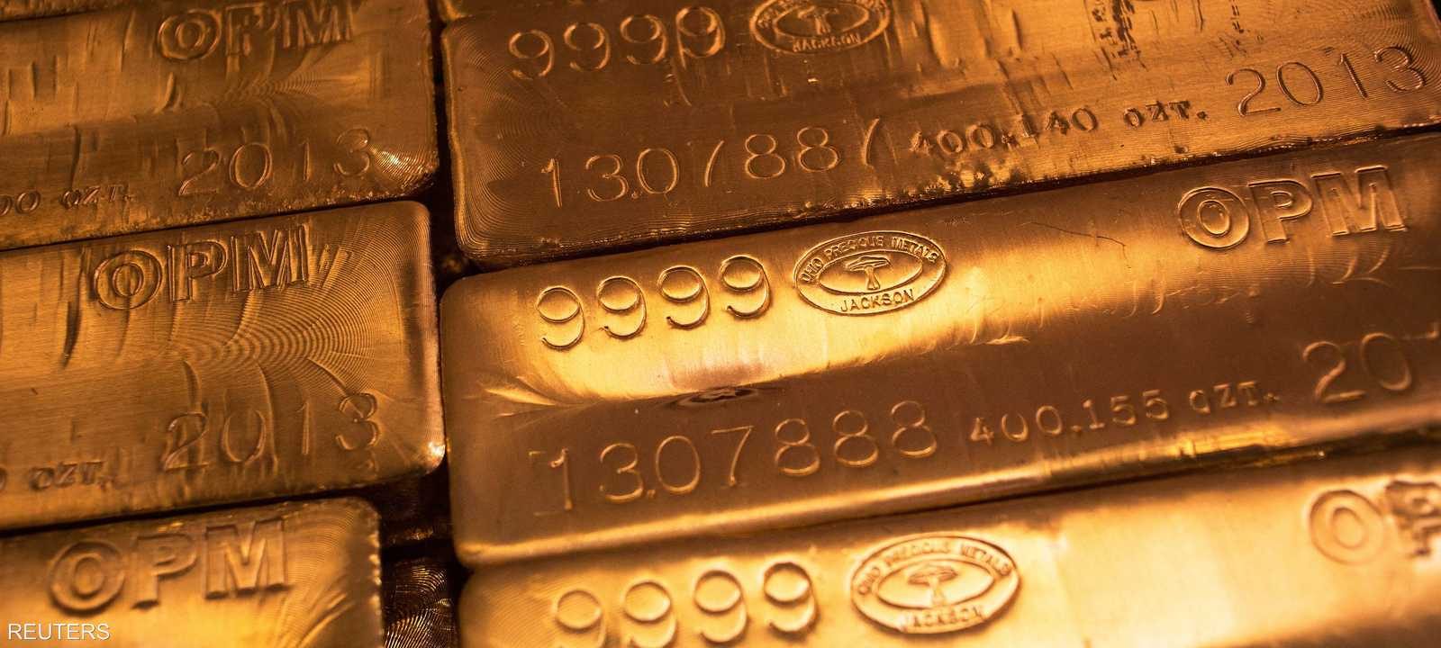 الذهب يتراجع بفعل صعود الدولار
