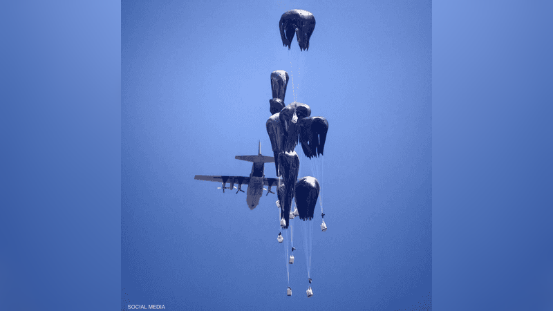 إسقاط مساعدات على غزة