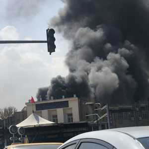 من الحريق في محيط مستشفى القائم بمشهد الإيرانية