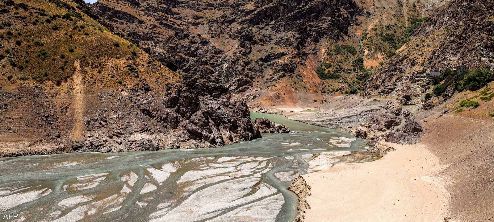 ذكر الرئيس الإيراني أن الاحتياطيات قد تنفد بحلول شهر أكتوبر