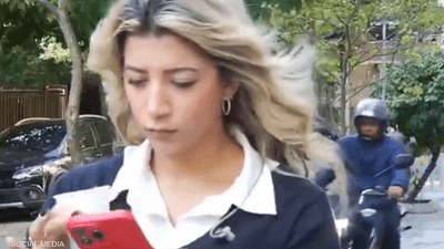 فيديو.. لص حاول سرقة هاتف مراسلة في البرازيل