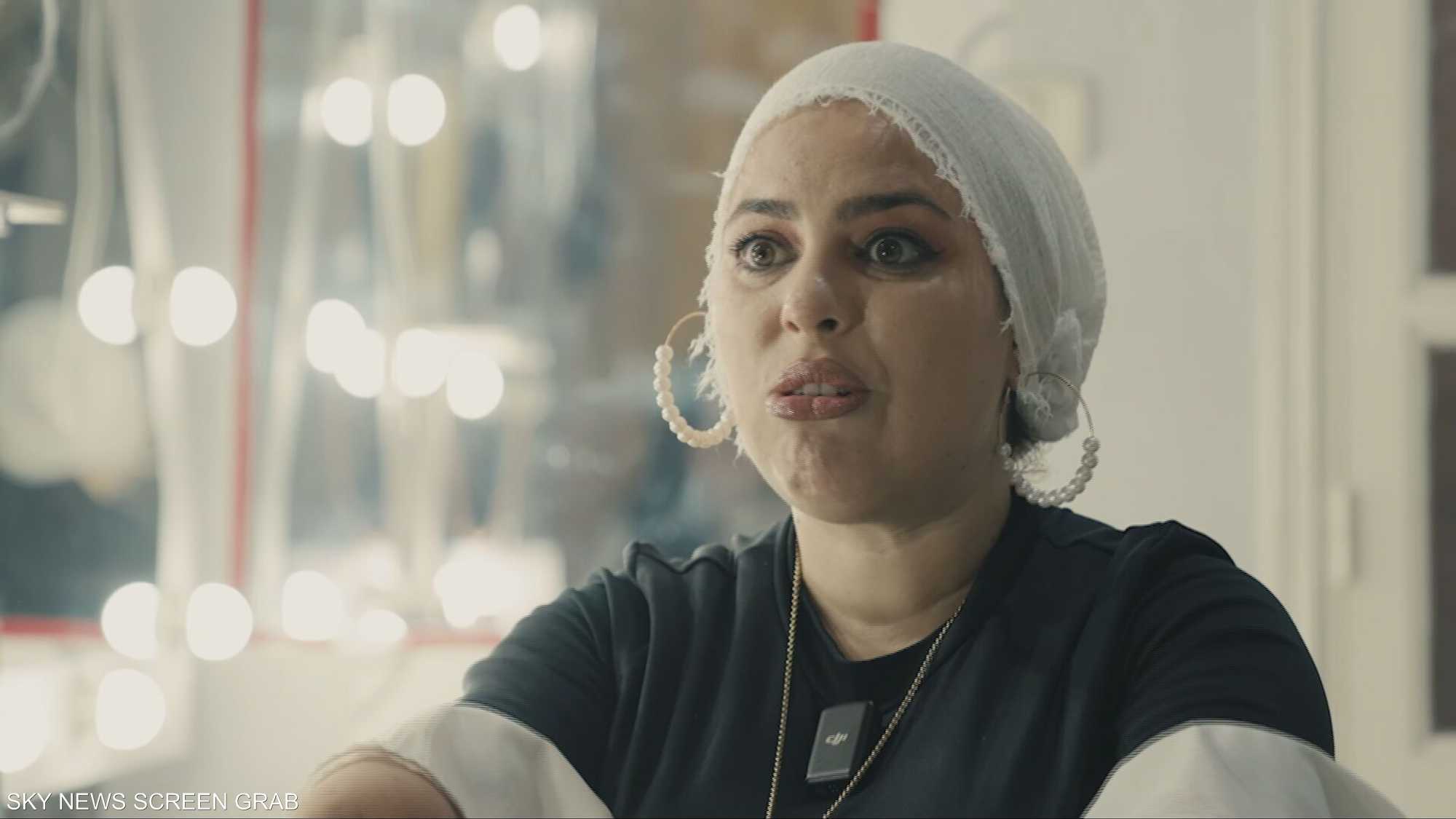 صابرين عبيد.. فقان يديها لم يمنعها من مواصلة شغفها