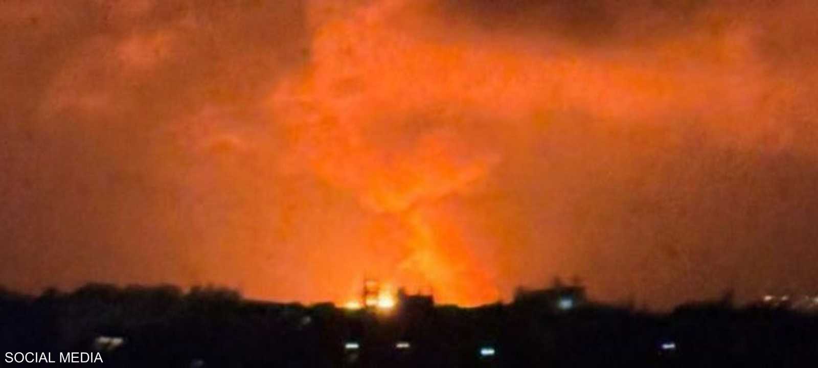 غارات عنيفة على مواقع لحزب الله في جنوب لبنان